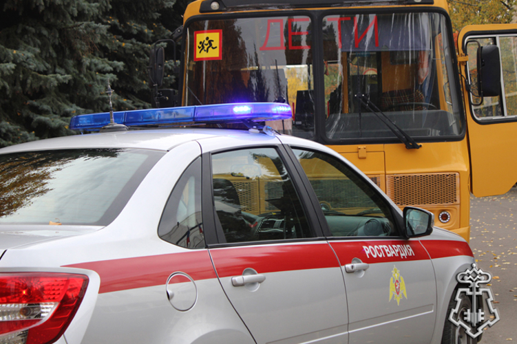Более 140 школьных автобусов Липецкой области встали под охрану Росгвардии в 2025 году