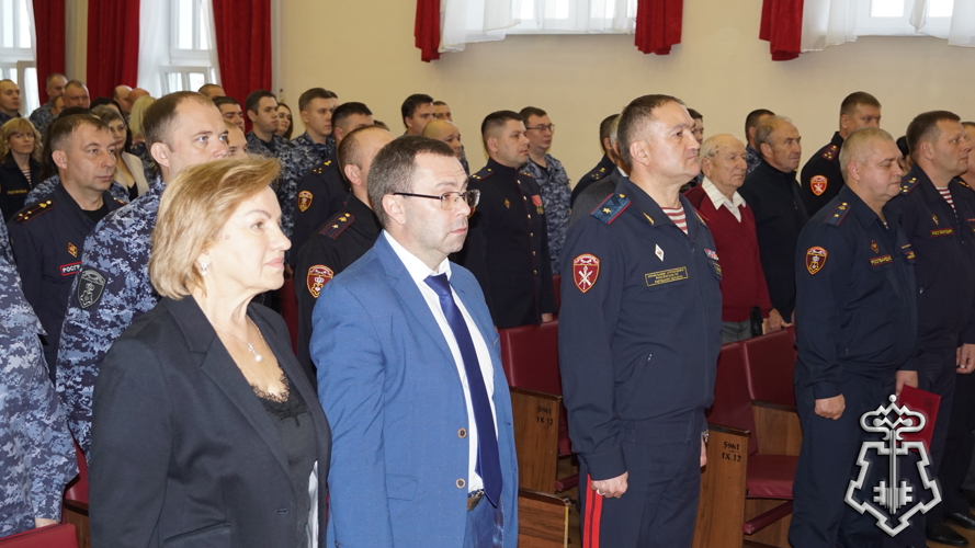 В Липецке состоялось торжественное мероприятие в честь Дня образования подразделений вневедомственной охраны Росгвардии