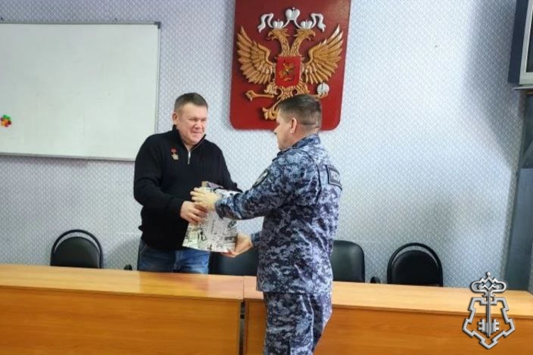 Росгвардейцы поздравили ветерана боевых действий в Афганистане