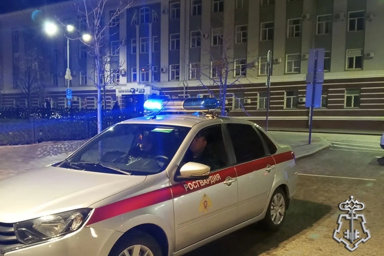 Сотрудники Росгвардии обнаружили угнанный автомобиль в Липецке