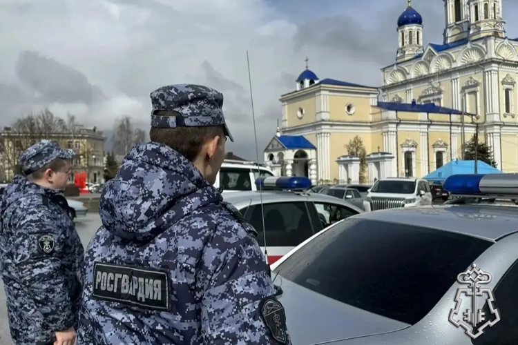 РОСГВАРДИЯ ОБЕСПЕЧИЛА БЕЗОПАСНОСТЬ ПРАЗДНОВАНИЯ ПРАВОСЛАВНОГО ПРАЗДНИКА ПАСХА В ЛИПЕЦКЕ