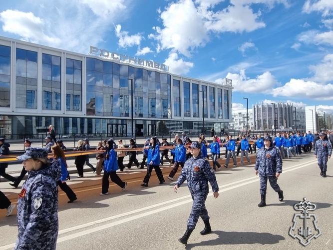 Росгвардейцы обеспечили охрану общественного порядка во время проведения акции «Георгиевская ленточка» в Липецке