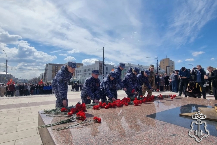 Росгвардия приняла участие в акции «Георгиевская ленточка» в Липецке
