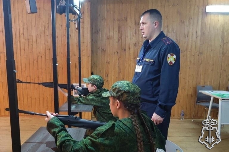 Росгвардейцы выступили судьями на соревнованиях «Зарница 2.0» в Липецкой области