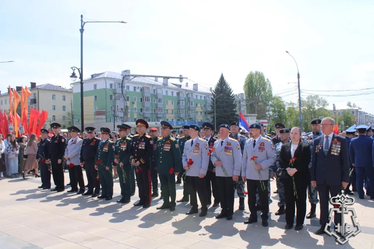 В Липецке росгвардейцы приняли участие в памятных мероприятиях, посвященных Дню Победы