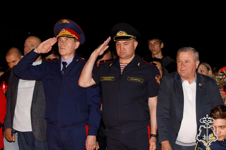 Росгвардия приняла участие в акции «Свеча памяти» в Липецке