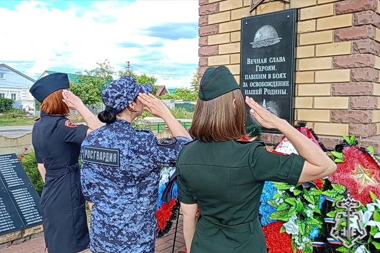 Видеоролик ко Дню памяти и скорби сняли росгвардейцы в Липецке