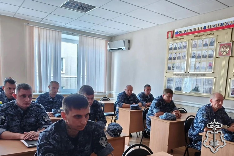 В Липецке росгвардейцы провели техническую конференцию по профилактике дорожно-транспортных происшествий