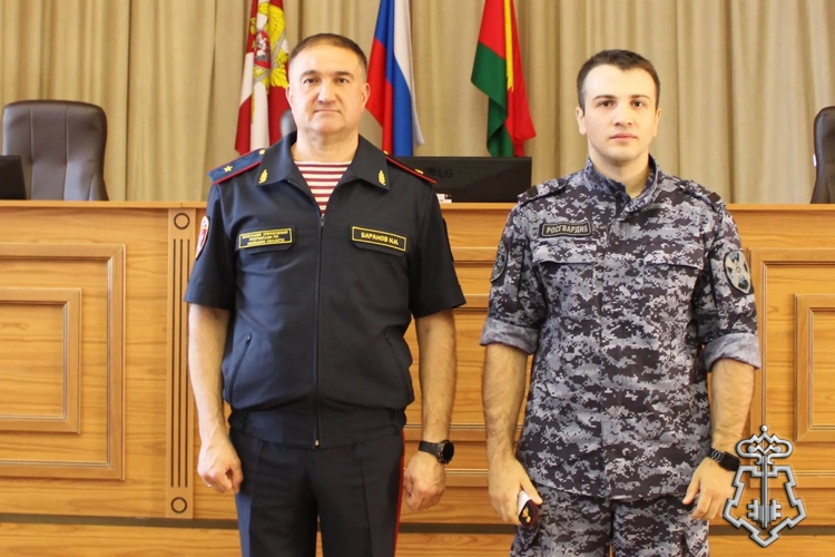 В Липецкой области вручили ведомственные награды росгвардейцам