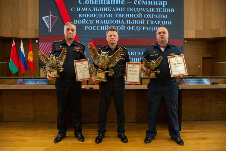 Управление вневедомственной охраны Росгвардии по Липецкой области признано лучшим по итогам полугодия среди региональных подразделений