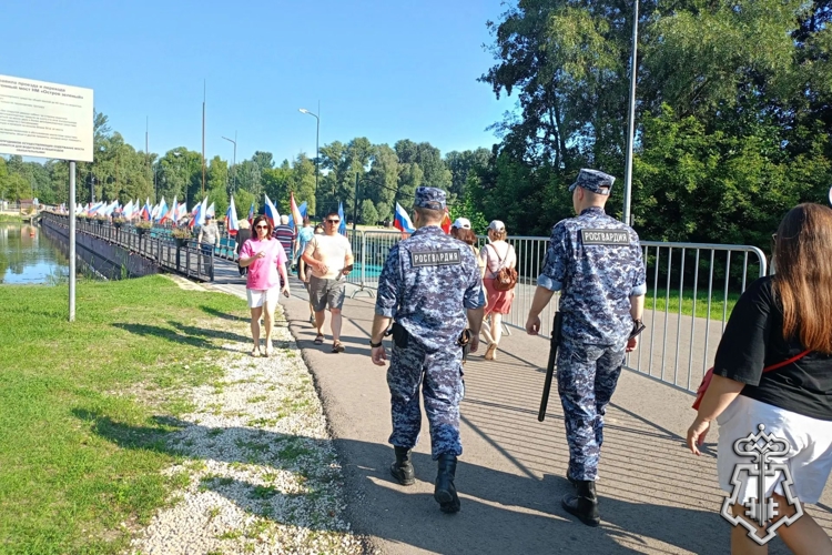 Росгвардия обеспечила охрану порядка во время проведения фестивалей в Липецке