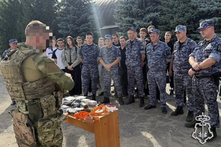 В Липецке сотрудники Росгвардии прошли курс тактической медицины