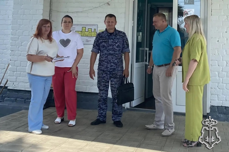 Росгвардия принимает участие в проверке готовности образовательных учреждений к новому учебному году