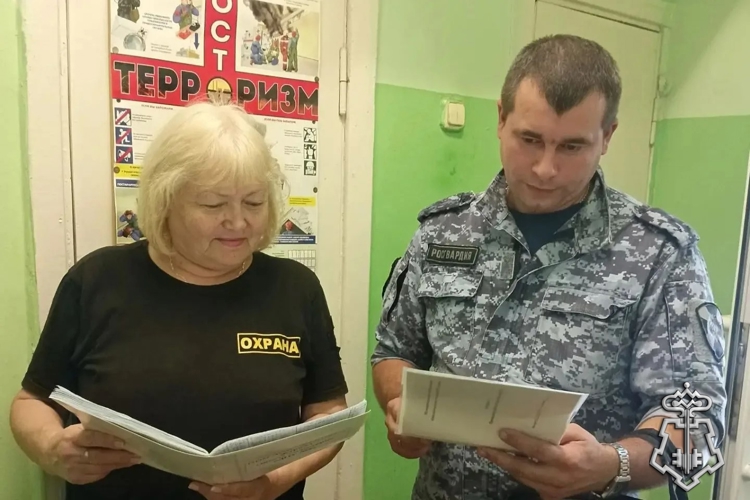 Росгвардия принимает участие в проверке готовности образовательных учреждений к новому учебному году