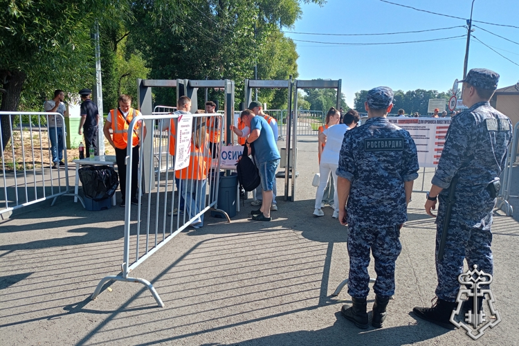 Росгвардия обеспечила охрану порядка во время проведения фестивалей в Липецке