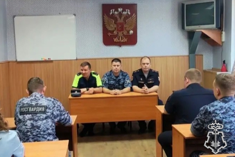 В Липецке росгвардейцы приняли участие в технической конференции 
