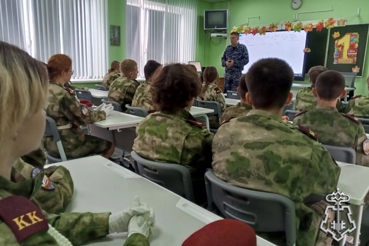  В Липецке росгвардейцы провели акцию «Безопасность с Росгвардией»
