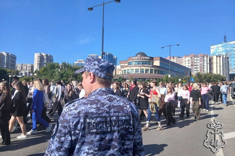 В Липецкой области росгвардейцы обеспечили общественную безопасность крупного студенческого мероприятия