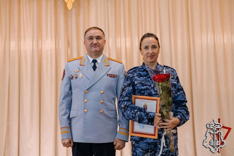 За верность долгу и профессионализм:  в Липецкой области чествовали сотрудников вневедомственной охраны Росгвардии