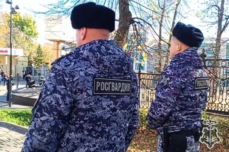 В Липецке росгвардейцы обеспечили правопорядок в период футбольного матча
